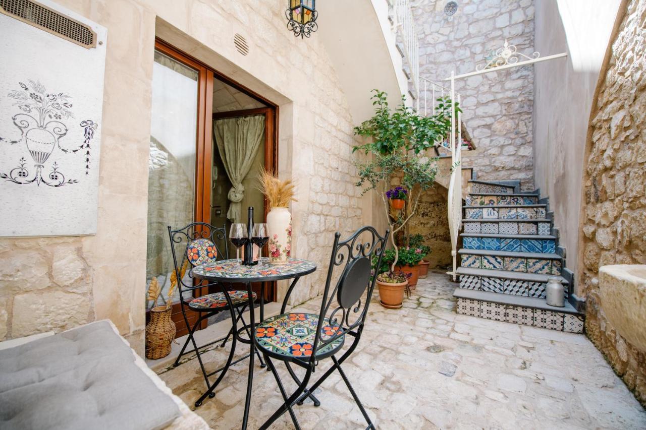 Le Cacinare Apartment Модика Екстериор снимка